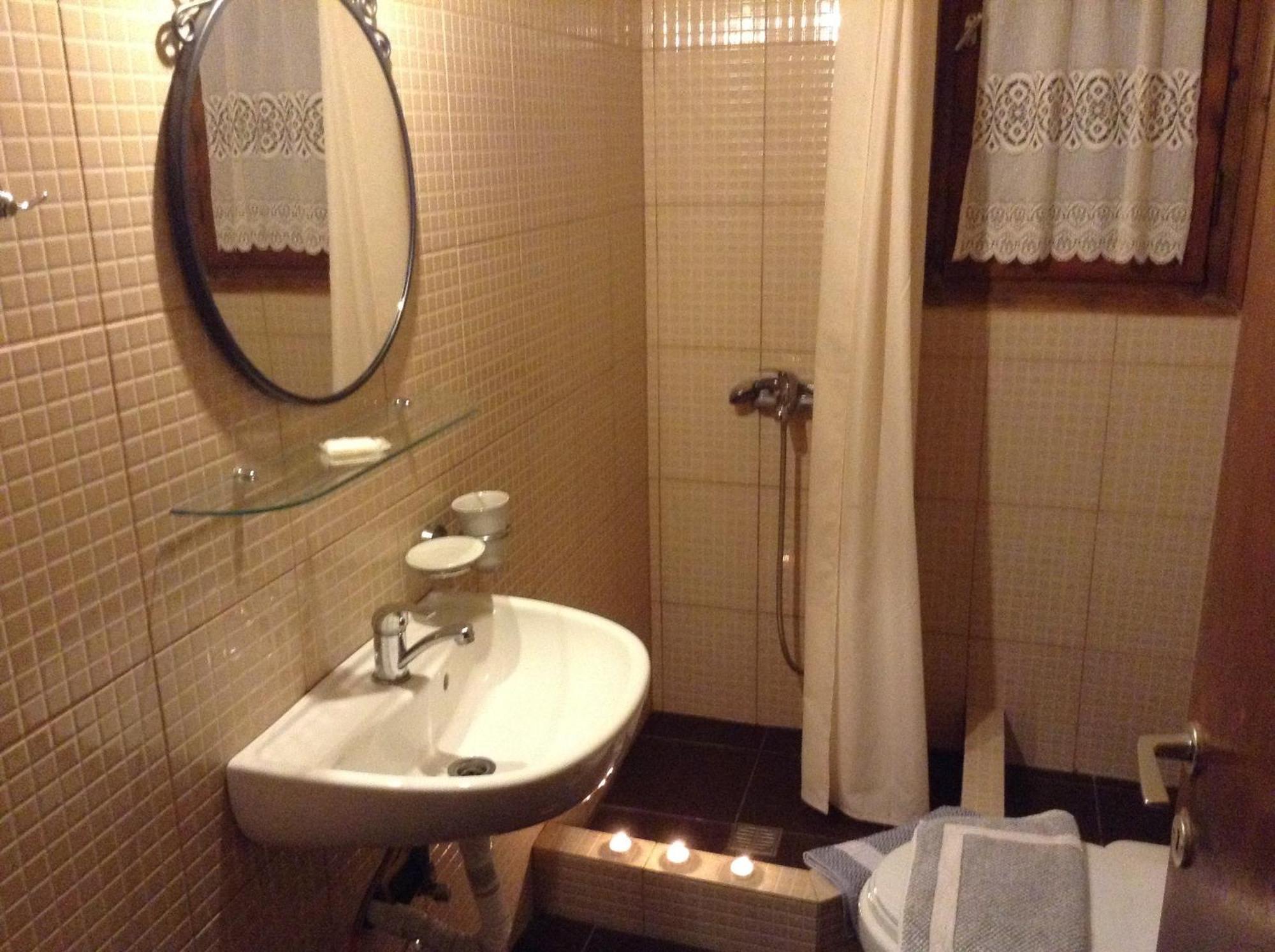 Menelaos Apartments Лефокастро Номер фото